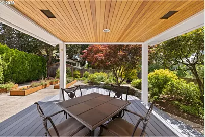 11812 SW 17th Ave, Portland, OR 97219 - Photo 10