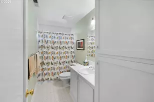 11812 SW 17th Ave, Portland, OR 97219 - Photo 32
