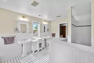 11812 SW 17th Ave, Portland, OR 97219 - Photo 26