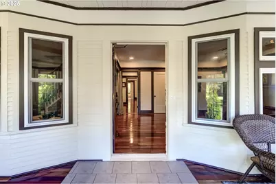 6541 E Burnside St, Portland, OR 97215 - Photo 4