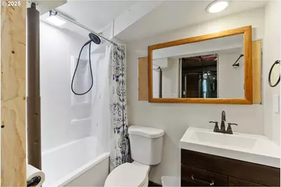 6541 E Burnside St, Portland, OR 97215 - Photo 40