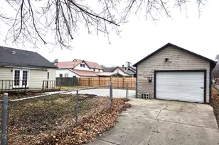 2402 N Spruce St, La Grande, OR 97850 - Photo 2