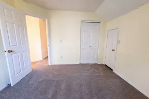 8348 SE 140th Ct, Portland, OR 97236 - Photo 4