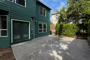 8348 SE 140th Ct, Portland, OR 97236 - Photo 10