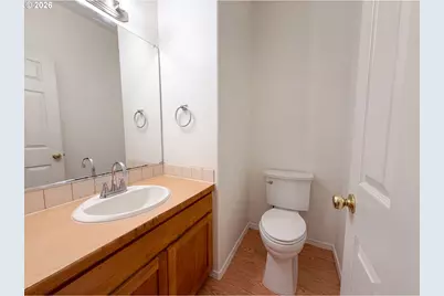 8348 SE 140th Ct, Portland, OR 97236 - Photo 8