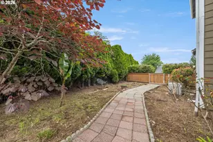 4223 SE Anderegg Dr, Portland, OR 97236 - Photo 34
