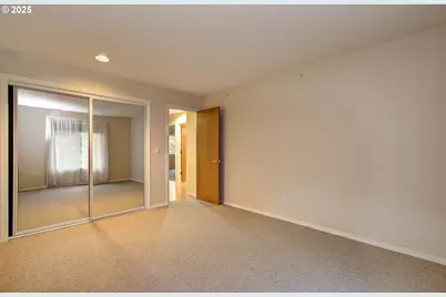 10216 SE 15th St, Vancouver, WA 98664 - Photo 20