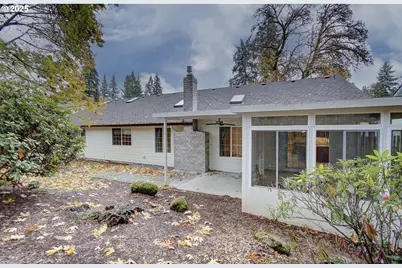 10216 SE 15th St, Vancouver, WA 98664 - Photo 32