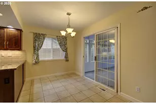 10216 SE 15th St, Vancouver, WA 98664 - Photo 12