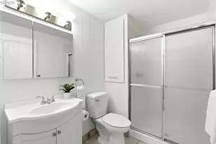 15060 SW Village Ln, Beaverton, OR 97007 - Photo 24