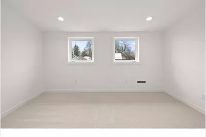 718 W 19th St, Vancouver, WA 98660 - Photo 38