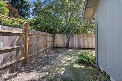 3843 Souza St, Eugene, OR 97402 - Photo 32
