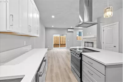 2469 NW 1st Dr, Gresham, OR 97030 - Photo 8