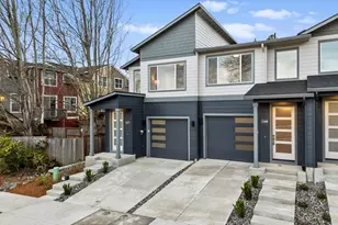 2469 NW 1st Dr, Gresham, OR 97030 - Photo 2