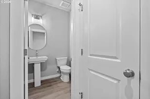 2469 NW 1st Dr, Gresham, OR 97030 - Photo 22