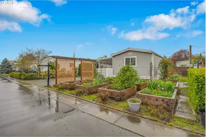 1220 NE Knowles Dr, Vancouver, WA 98685 - Photo 2