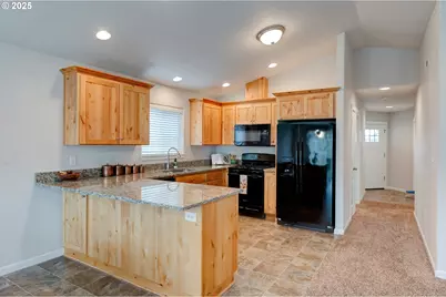 482 SE Isenberg St, Dallas, OR 97338 - Photo 20