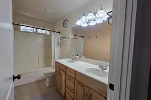 2984 NW Daysha Dr, Roseburg, OR 97471 - Photo 36