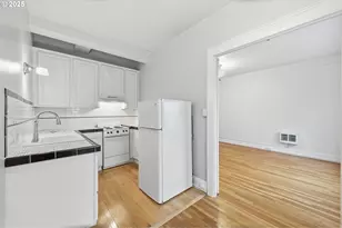 2015 NW Flanders St, Portland, OR 97209 - Photo 26