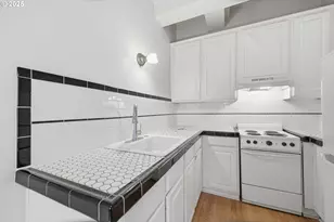 2015 NW Flanders St, Portland, OR 97209 - Photo 20