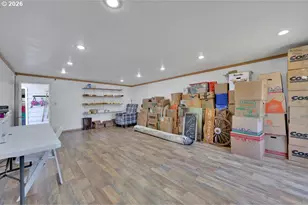 1355 Juniper St, Junction City, OR 97448 - Photo 32