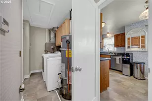 1355 Juniper St, Junction City, OR 97448 - Photo 20