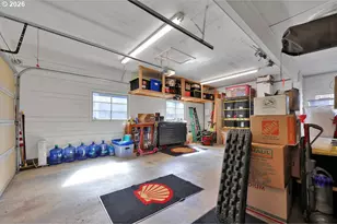 1355 Juniper St, Junction City, OR 97448 - Photo 44