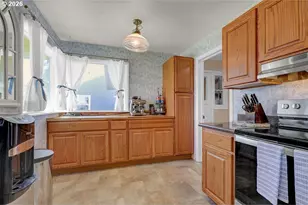 1355 Juniper St, Junction City, OR 97448 - Photo 12