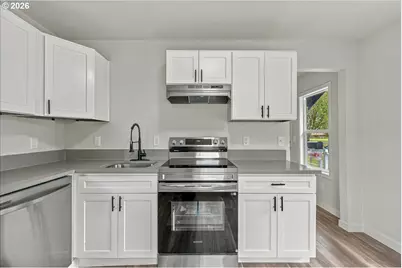 1116 9th Ave, Longview, WA 98632 - Photo 10