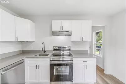 1116 9th Ave, Longview, WA 98632 - Photo 10