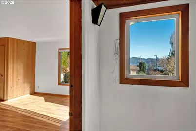 4817 Laguna Ave, Westlake, OR 97493 - Photo 8