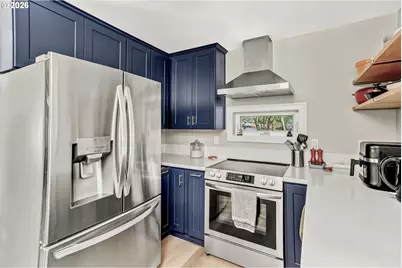 8625 SW 10th Ave, Portland, OR 97219 - Photo 14