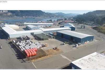 94135 Moore St, Gold Beach, OR 97444 - Photo 1