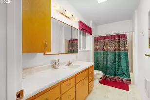3301 Colonial Rd, Roseburg, OR 97471 - Photo 18