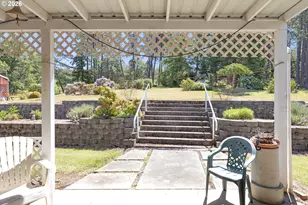 3301 Colonial Rd, Roseburg, OR 97471 - Photo 32