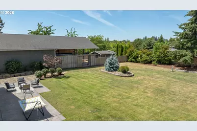 5670 SE Riverside Dr, McMinnville, OR 97128 - Photo 34