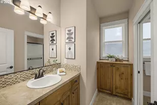 12932 SW Sevilla Ave, Portland, OR 97223 - Photo 26