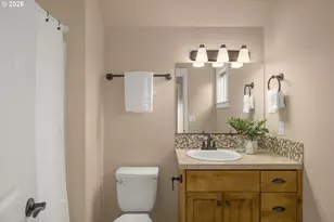 12932 SW Sevilla Ave, Portland, OR 97223 - Photo 34