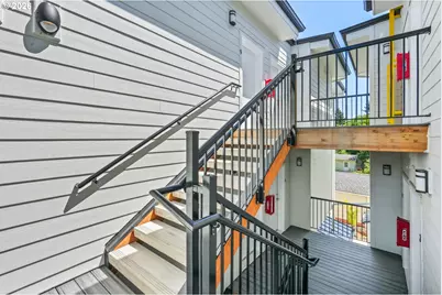 5042 NE Fremont St, Portland, OR 97213 - Photo 18