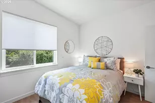 5042 NE Fremont St, Portland, OR 97213 - Photo 16