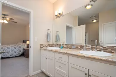 4647 SE Honors Dr, Gresham, OR 97080 - Photo 34