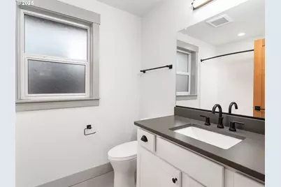 5580 SE Cooper St #B, Portland, OR 97206 - Photo 16