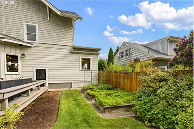 1060 W 17th Ave, Eugene, OR 97402 - Photo 46