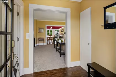 1060 W 17th Ave, Eugene, OR 97402 - Photo 4