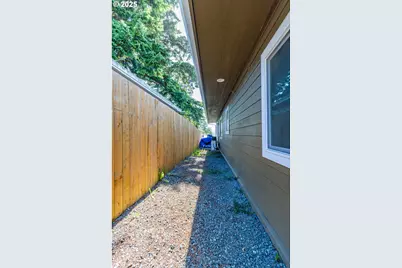 2579 Pony Creek Rd, North Bend, OR 97459 - Photo 28