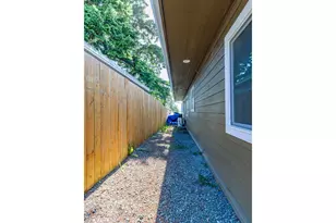 2579 Pony Creek Rd, North Bend, OR 97459 - Photo 28