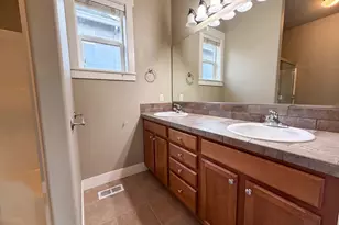 39570 Wall St, Sandy, OR 97055 - Photo 8