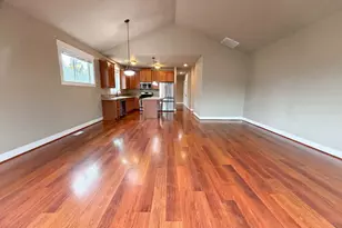 39570 Wall St, Sandy, OR 97055 - Photo 2