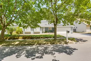 12555 SW Tiger Lilly Ln, Beaverton, OR 97008 - Photo 2