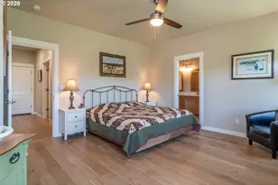 836 Durham Ave, Sutherlin, OR 97479 - Photo 32